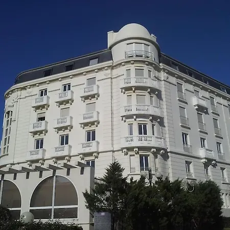 Avec Vue Exceptionnelle Sur Apartment Biarritz